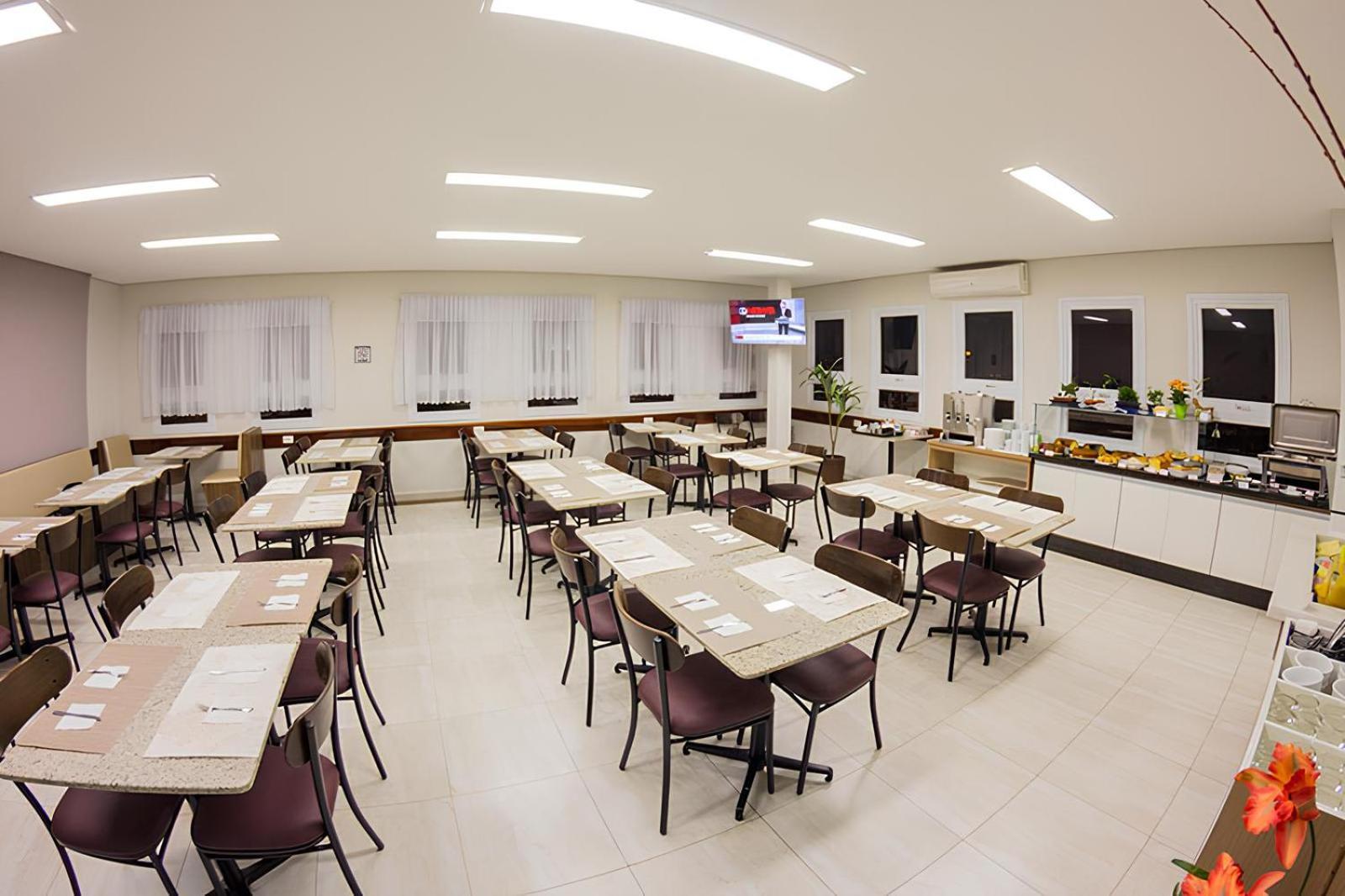 Hotel Toyo Inn Boituva Zewnętrze zdjęcie